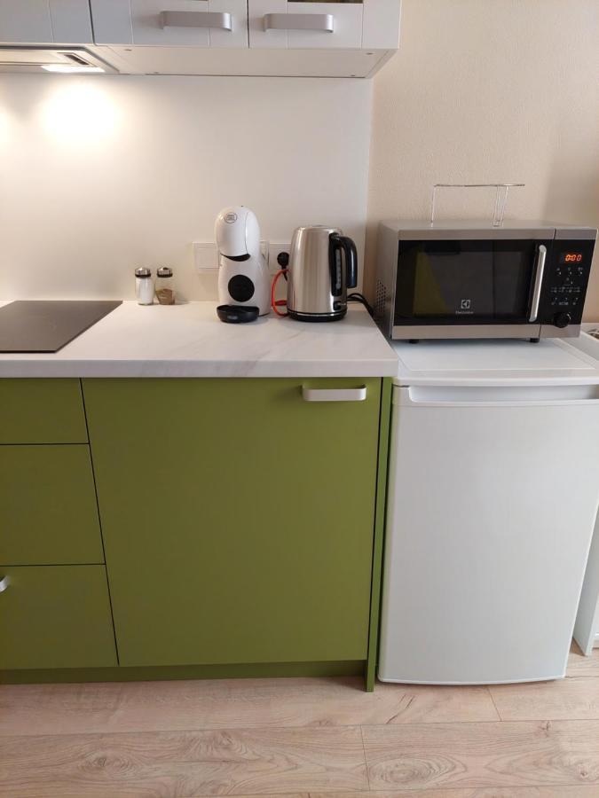 Cosy One Seperate Bedroom Apartment In City Center, Perfect For Family Trip. Riga Eksteriør billede