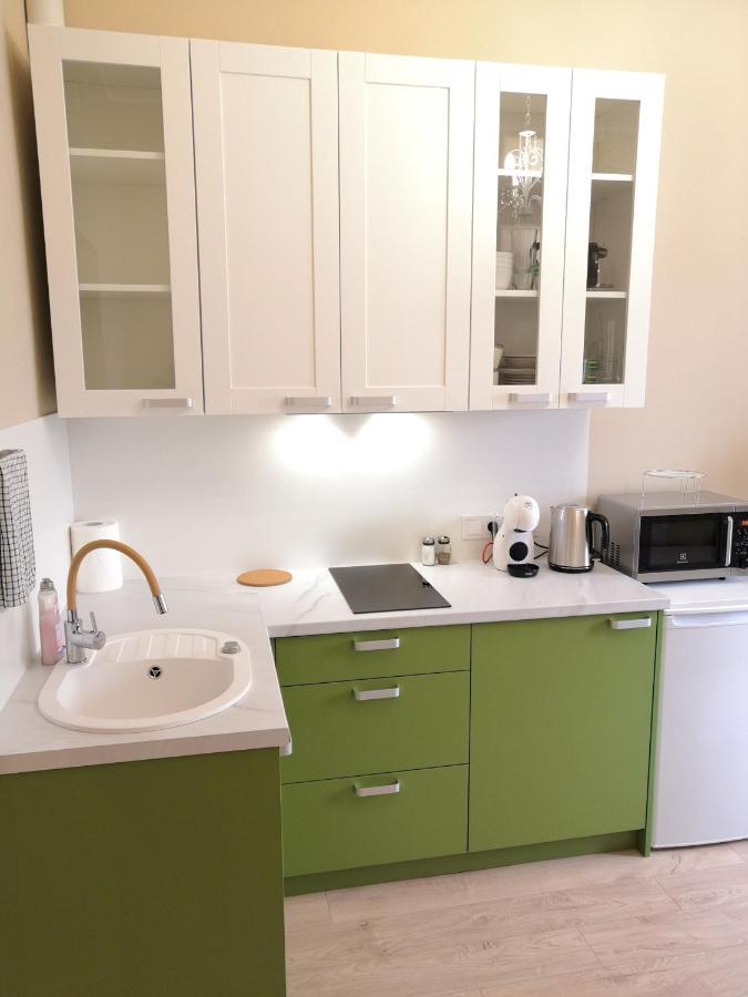 Cosy One Seperate Bedroom Apartment In City Center, Perfect For Family Trip. Riga Eksteriør billede