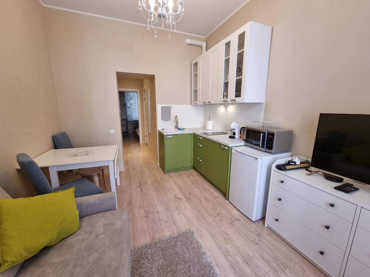 Cosy One Seperate Bedroom Apartment In City Center, Perfect For Family Trip. Riga Eksteriør billede